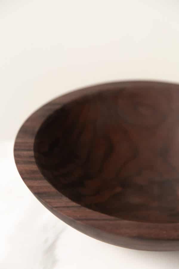 Sustainable Walnut Wooden Salad Bowl detail image of the grain and finish